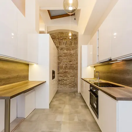 Apartment D.five Gold *